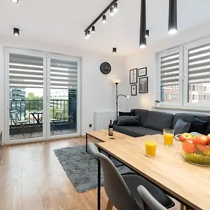 https://prestige-apartment-romanowicza-1.krakowhotelspoland.com
